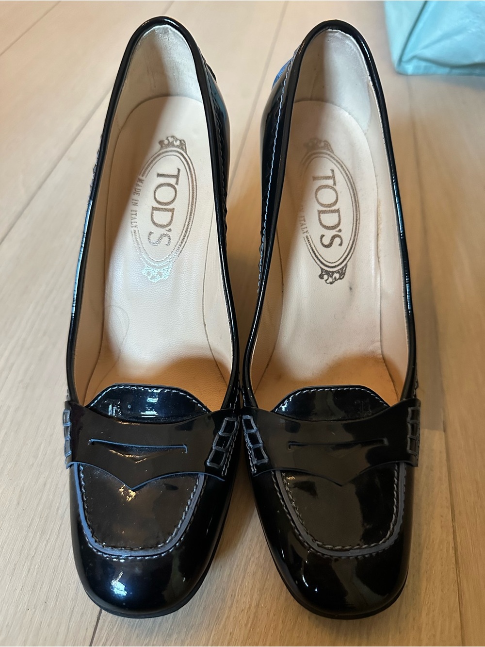 Tod's Black Patent Leather Mid Heel Loafer Pumps
